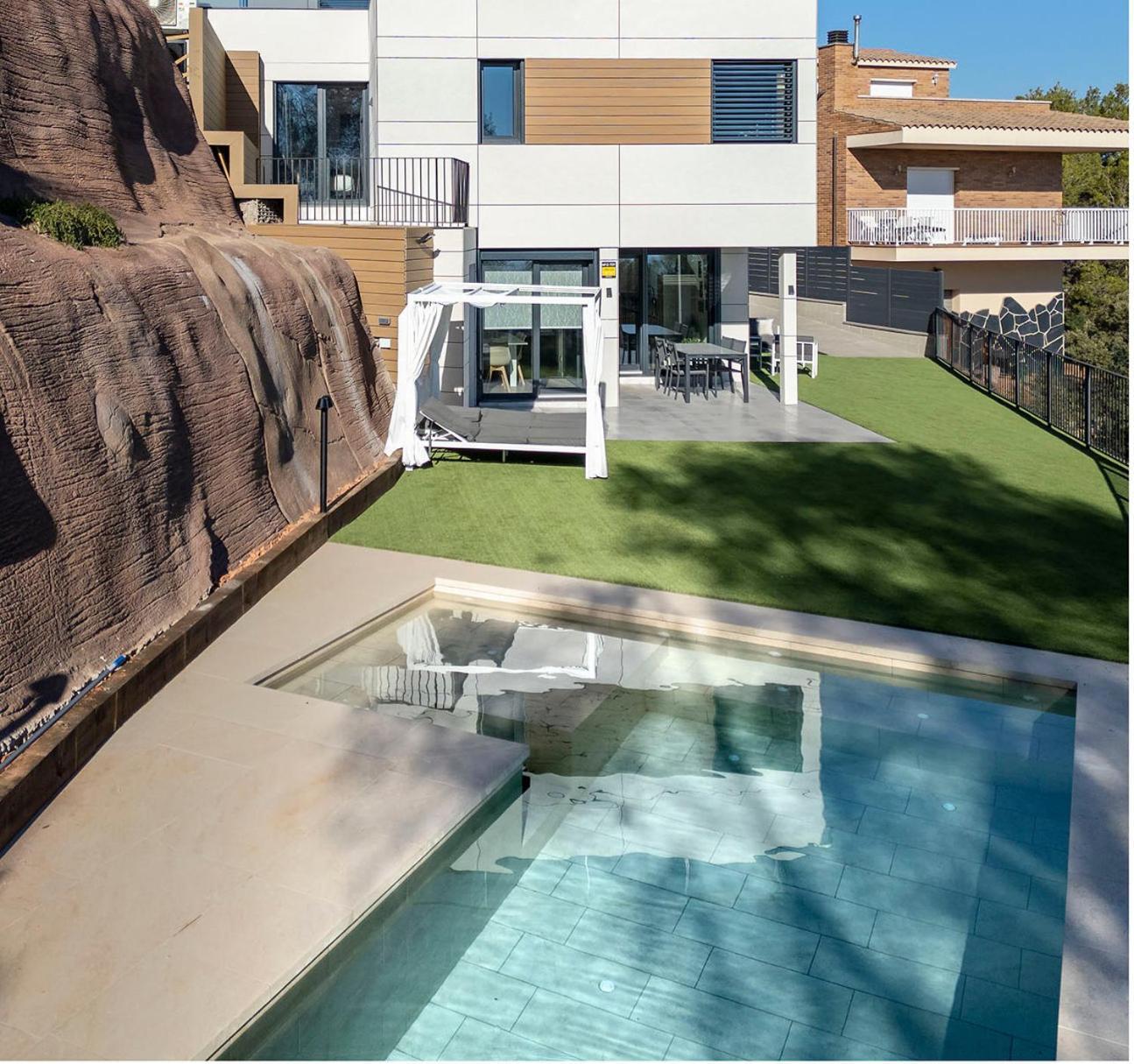 Eagle'S Nest Apartment Castellnou de Bages Exterior foto